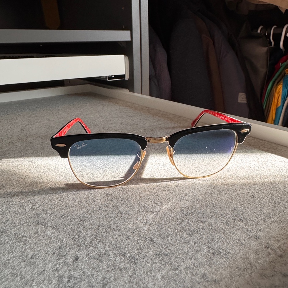 Ray-Ban Classic Clubmaster Sunglasses with Black and Gold Frame